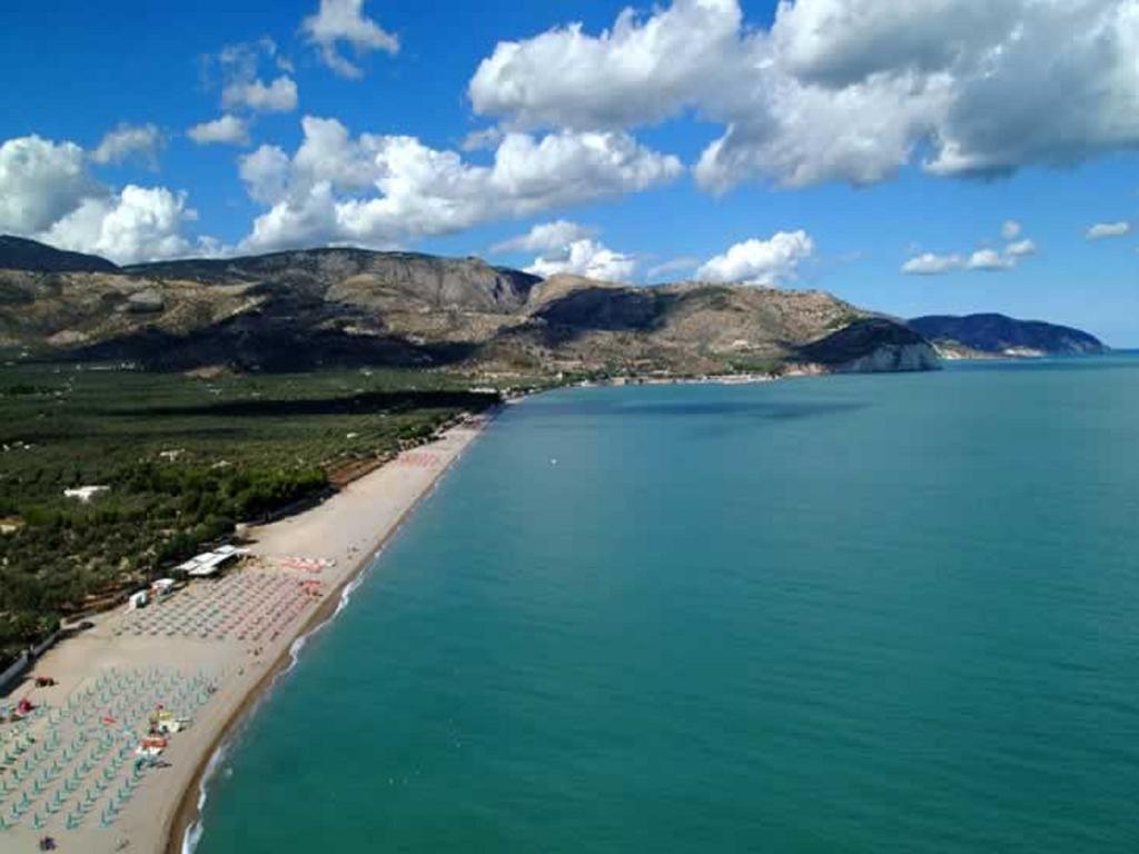 Hotel Alba Del Gargano Mattinata Bagian luar foto