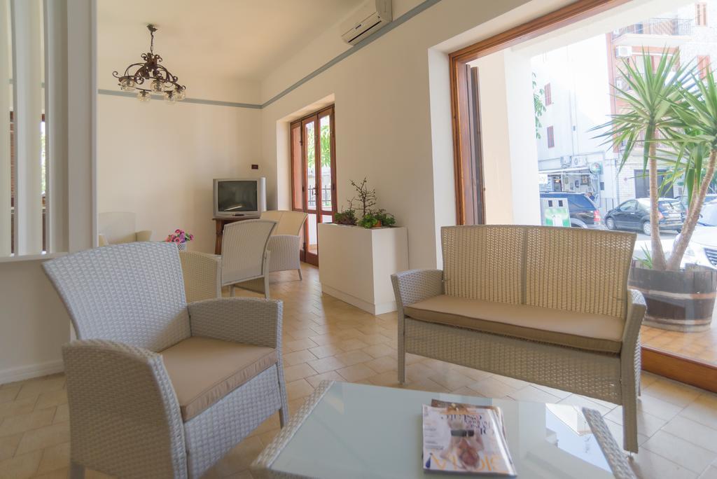 Hotel Alba Del Gargano Mattinata Bagian luar foto